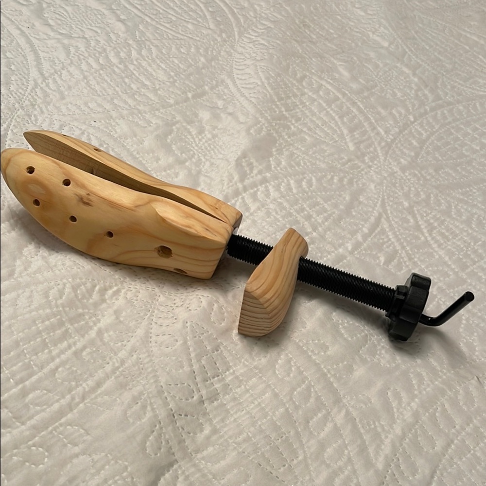 Wooden Shoe Stretcher Adjustable Unisex